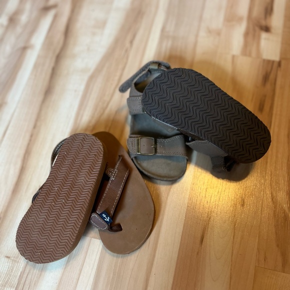 Carter’s Sandals - Picture 3 of 3